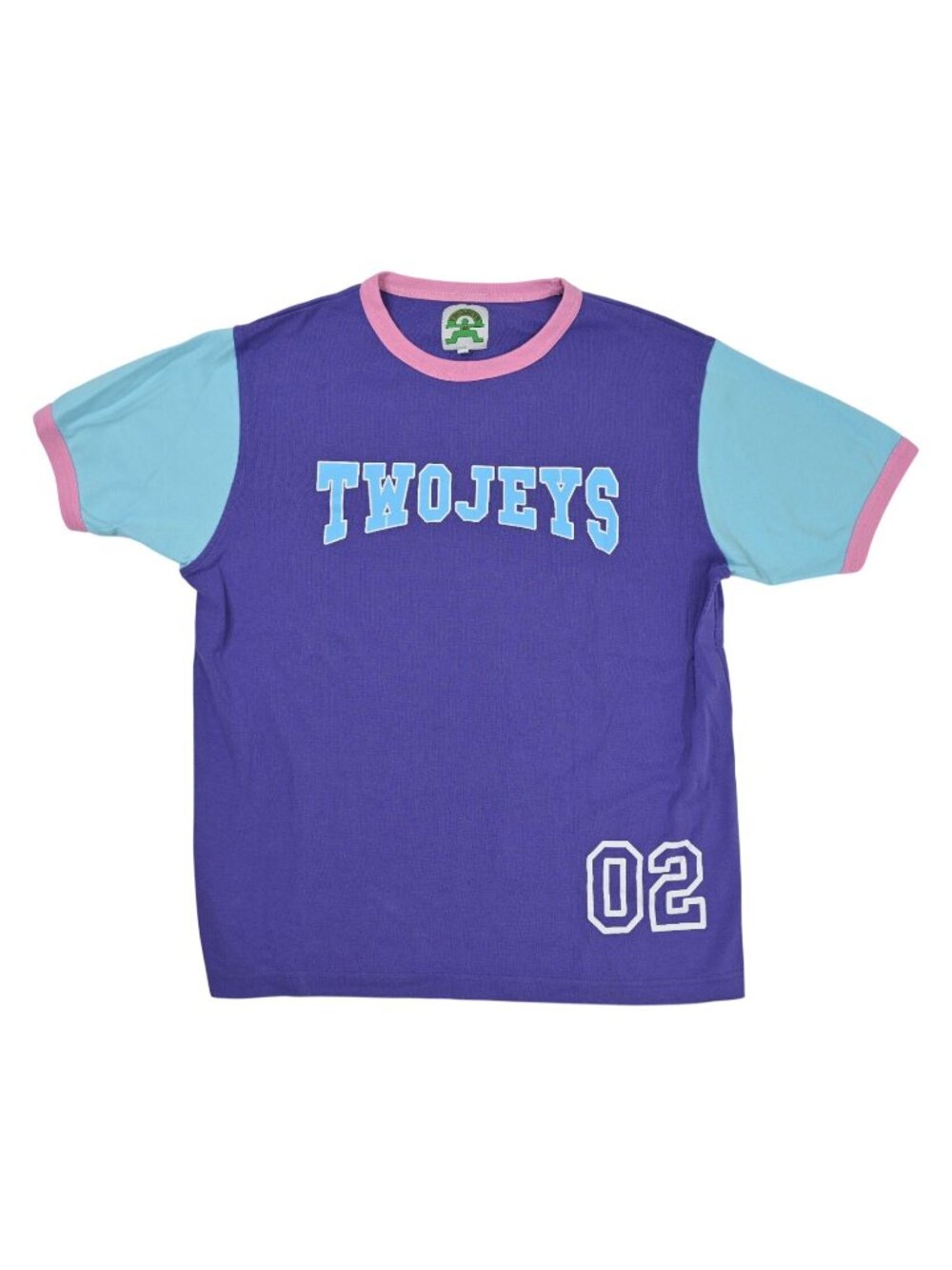 TwoJeys 02 Tee in Purple